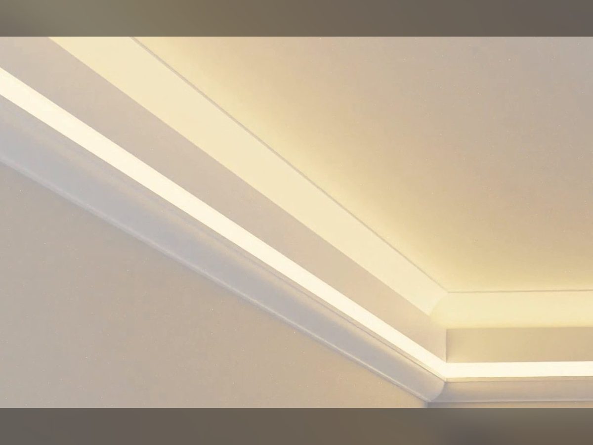 Inside our LED crown moulding, a dot-free line