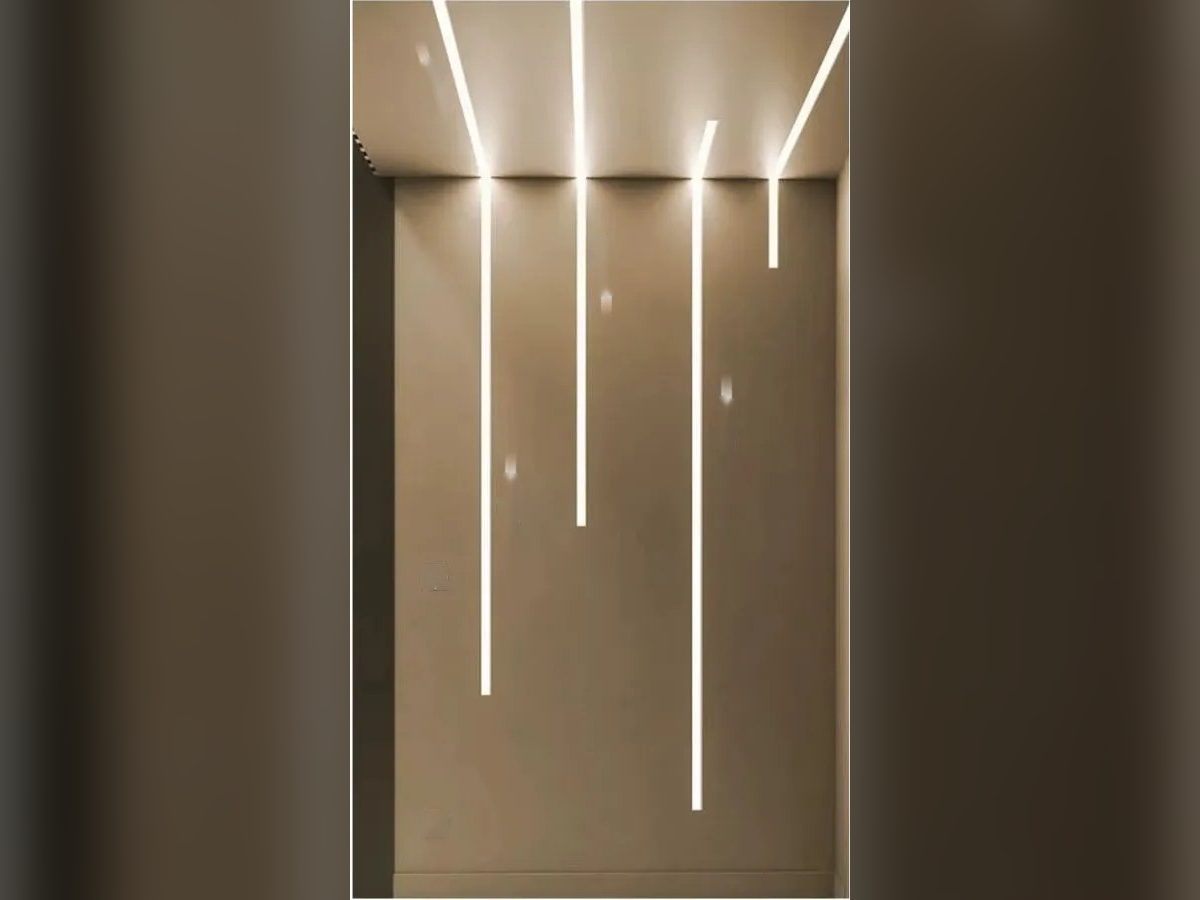 Elevator lobby and corridor, 4000 K